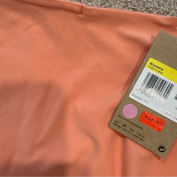 Women’s Nike Golf Skort Orange Salmon fz6314-844 - Picture 5 of 7